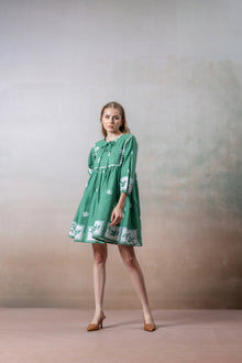 Meadow Charm Green Digital Print Short Dress