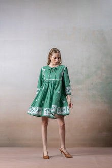Meadow Charm Green Digital Print Short Dress