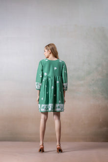 Meadow Charm Green Digital Print Short Dress